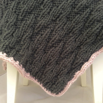 Chunky Chic Chevron Blanket