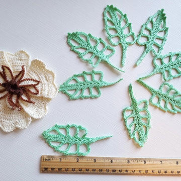 3D flower and openwork leaf pattern