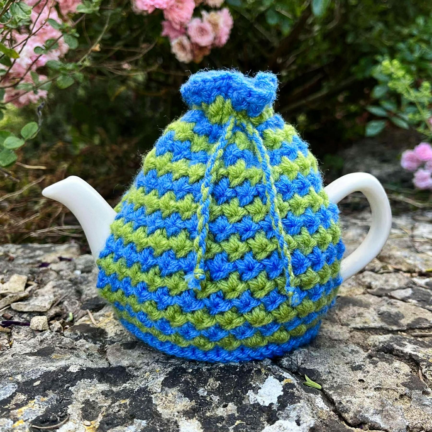 Cornflower 2 Cup Teapot Cosy Knitting Pattern