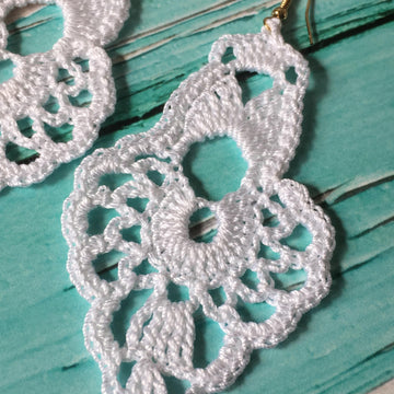 116. White Wedding Earrings