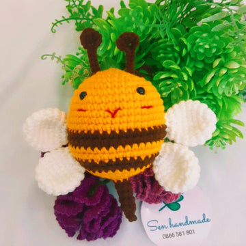 Cute bee