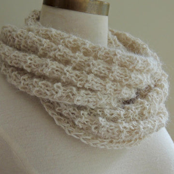 Rocky Roll Cowl