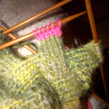 Everweave Entrelac Handwarmers