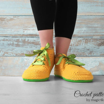 Short sneakers on flip-flop soles