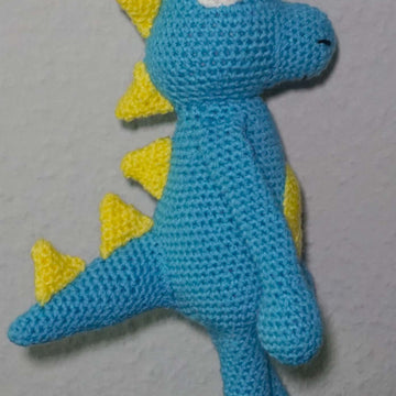 Amigurumi Häkelanleitung für den Dinosaurier Yellblue