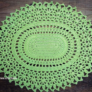 Blooming Ivy Oval Doily
