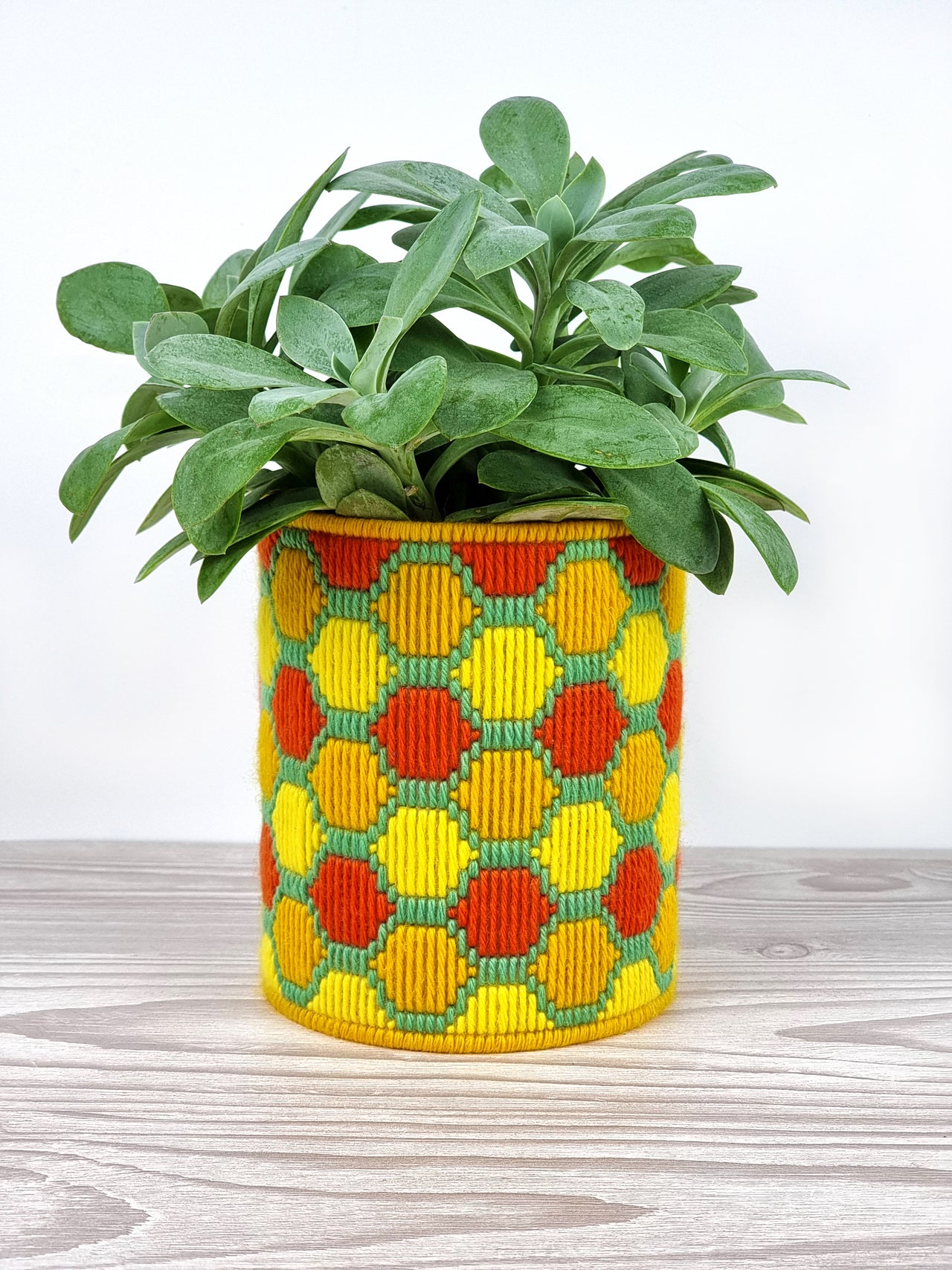 Oh Sew Bootiful Honeycomb Planter Bargello Kit - 10.5cm