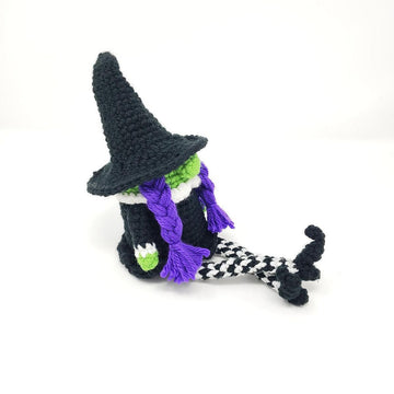 The Gnome Witch Amigurumi