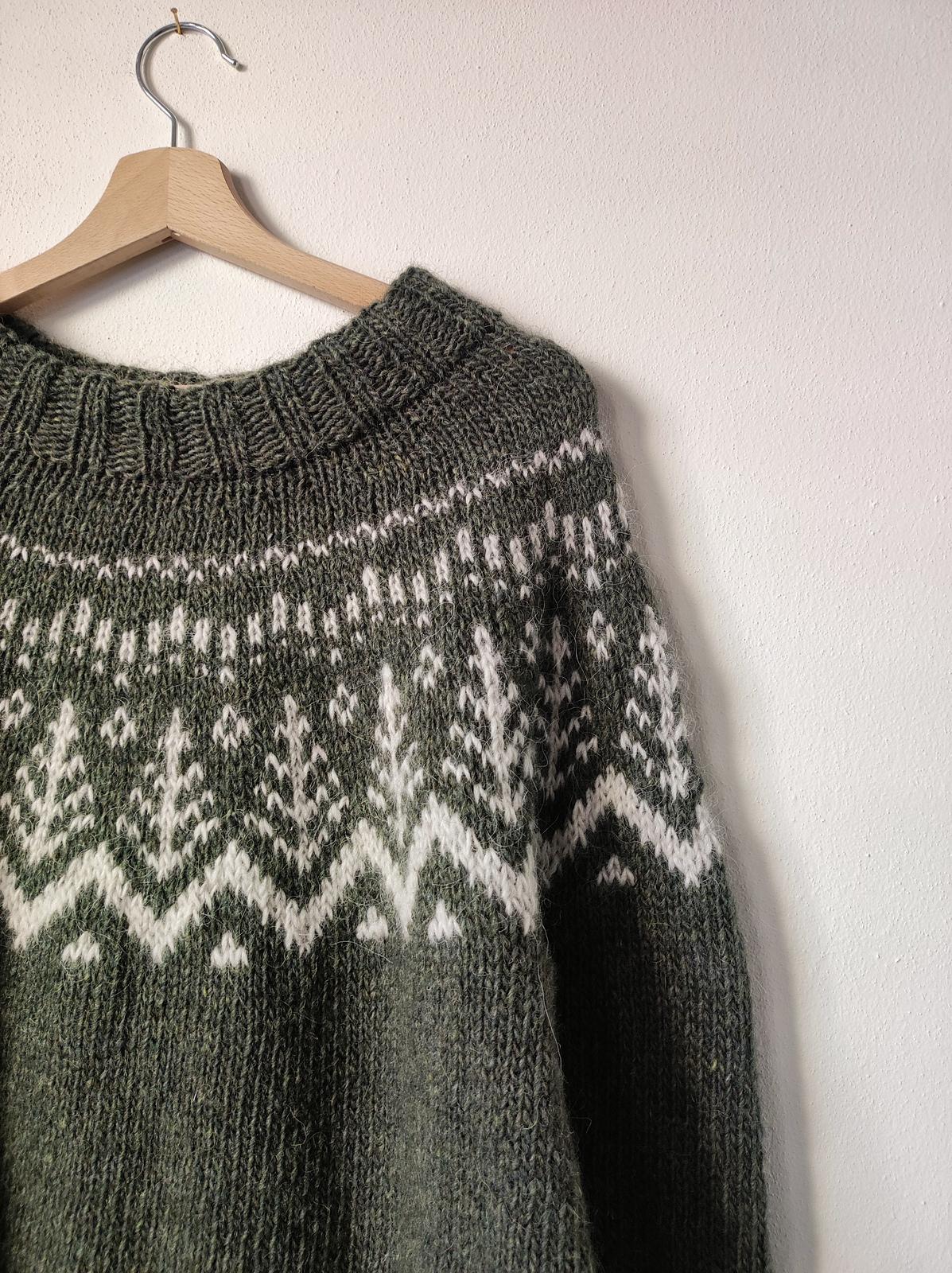 Woodland Hills Sweater