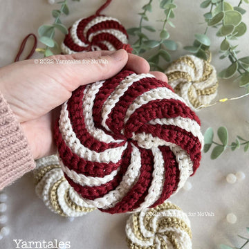 Swirly Bauble No. 3