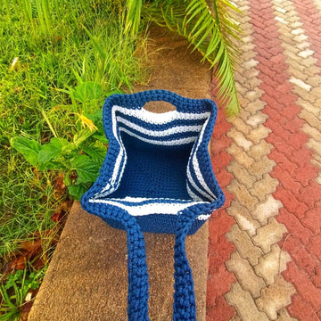 The blue Knot bag