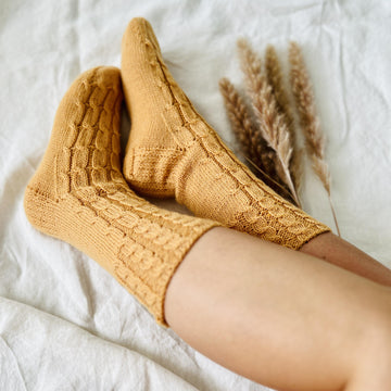 Autumn cable socks