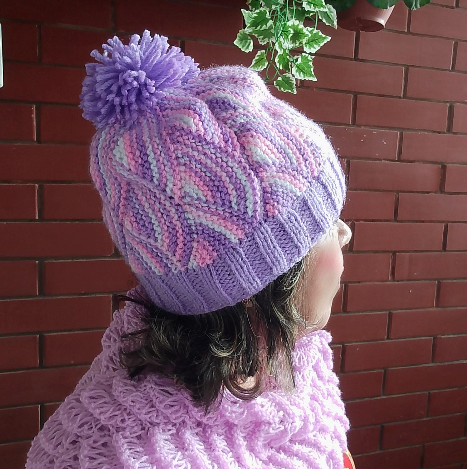 Waves in Pink Hat