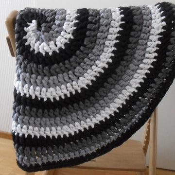 Round Spiral Rug