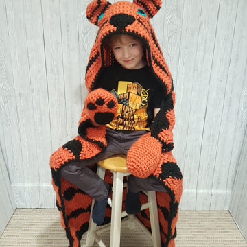 2in1 Safari Tiger Hooded Blanket