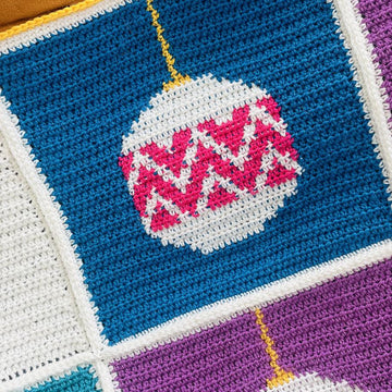 Merry Bauble Blanket