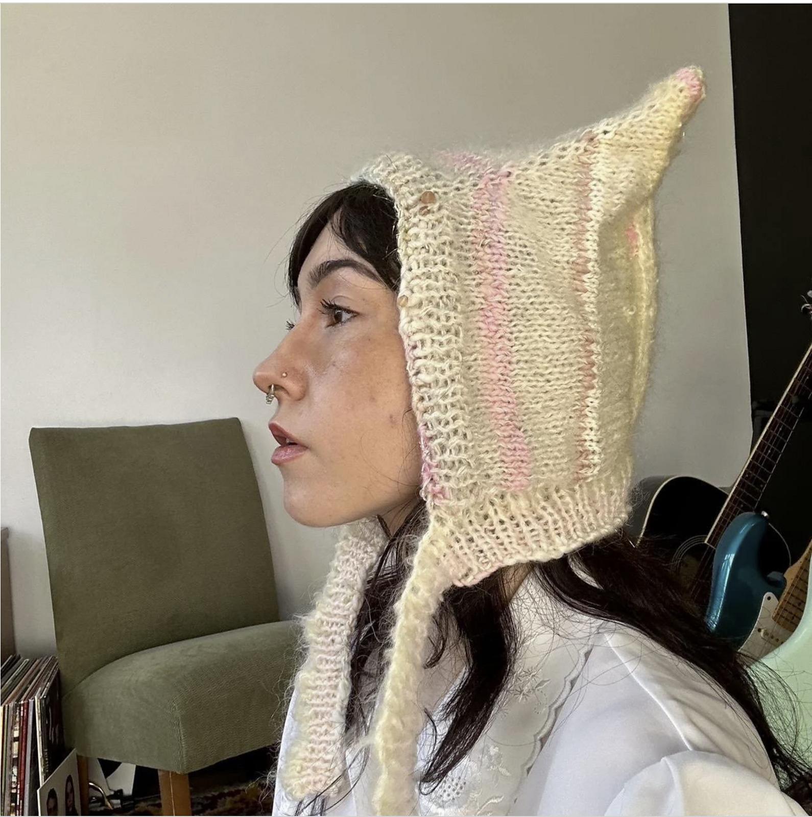 Elevated cat or devil hat