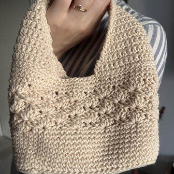 Shell Crochet Shoulder bag