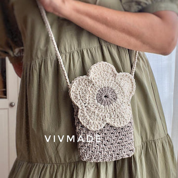 Daisy Phone Bag