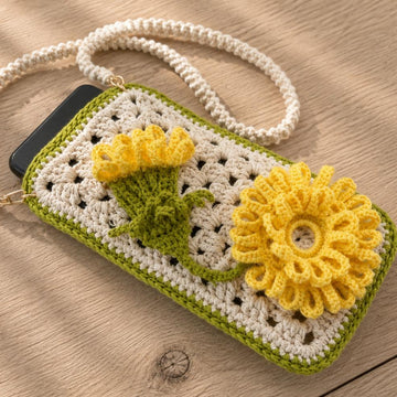 Small Crossbody Bag with Dandelion Appliqué T38