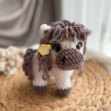 Plush horse toy