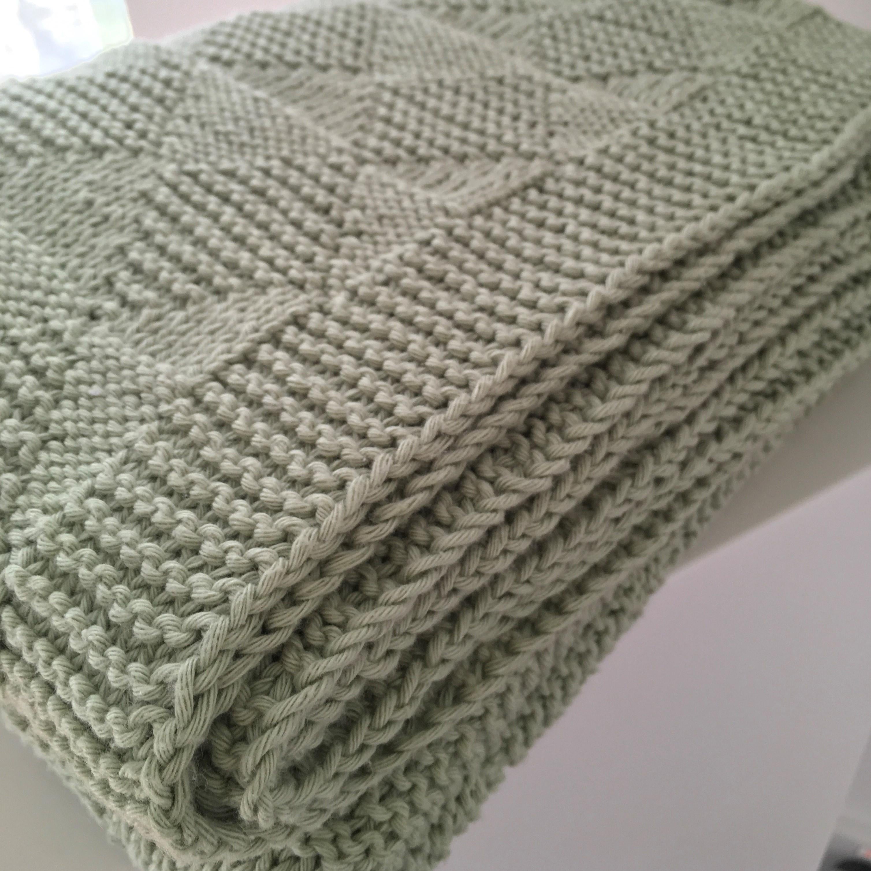 Reversible Baby Blanket BJ81