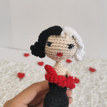 The Fashion Icon Doll