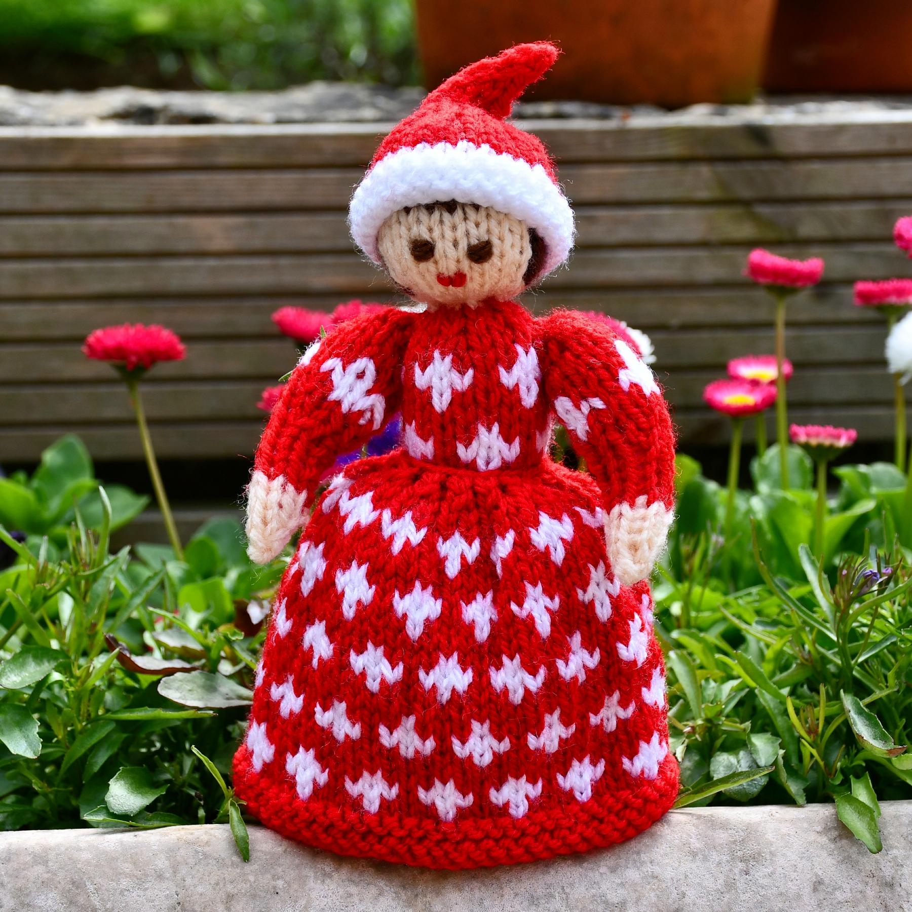 Anneke - Christmas Elf Folk Doll Knitting Pattern