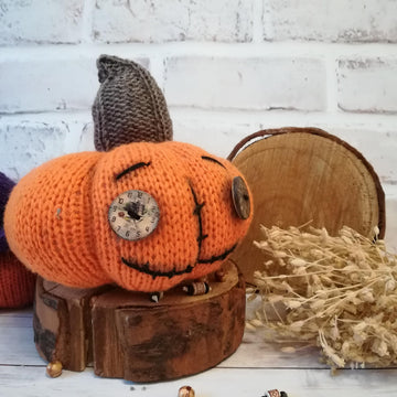 Pumpkin Hat Knitting Pattern 7.87" Tall for Halloween Gift