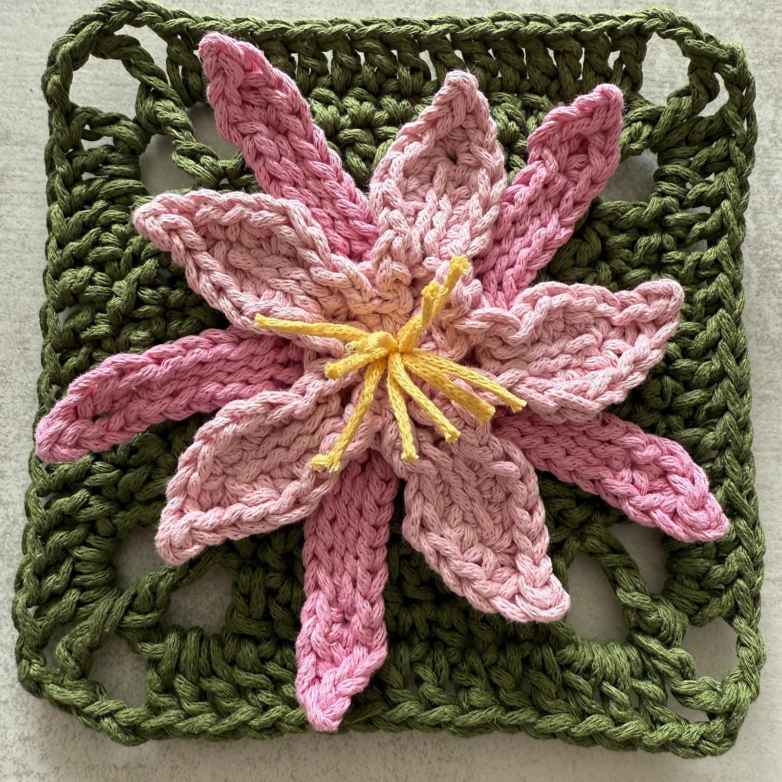 Grewia Flower Granny Square