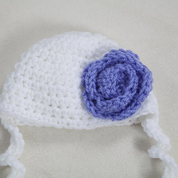 Hat with Twisted Tails
