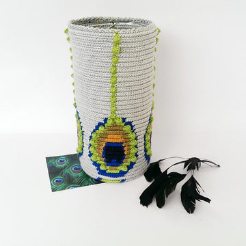 Vase with peacock eyes