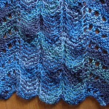 Wavy scarf, lacy garter st zig-zag edges