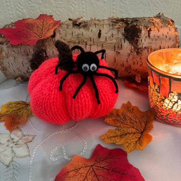Spider Pumpkin straight needles easy knitting pattern autumn halloween home decor