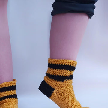 The 'bee' crochet socks