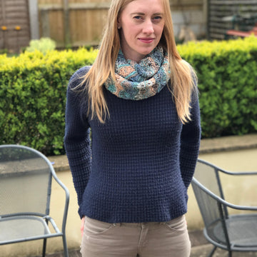 Aphroditia Lace Cowl Infinity Scarf in Sirdar Crofter DK
