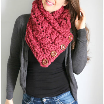 Caitlin's Cabled Cowl
