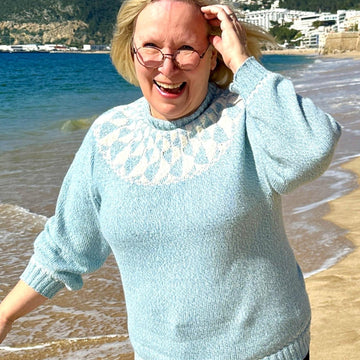 Sweater "Give peace a chance!"