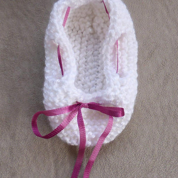 Olivia - Garter stitch baby shoes