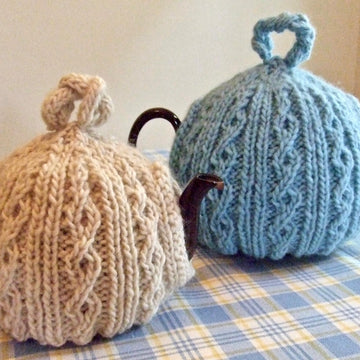 Cable & Rib Tea Cozy