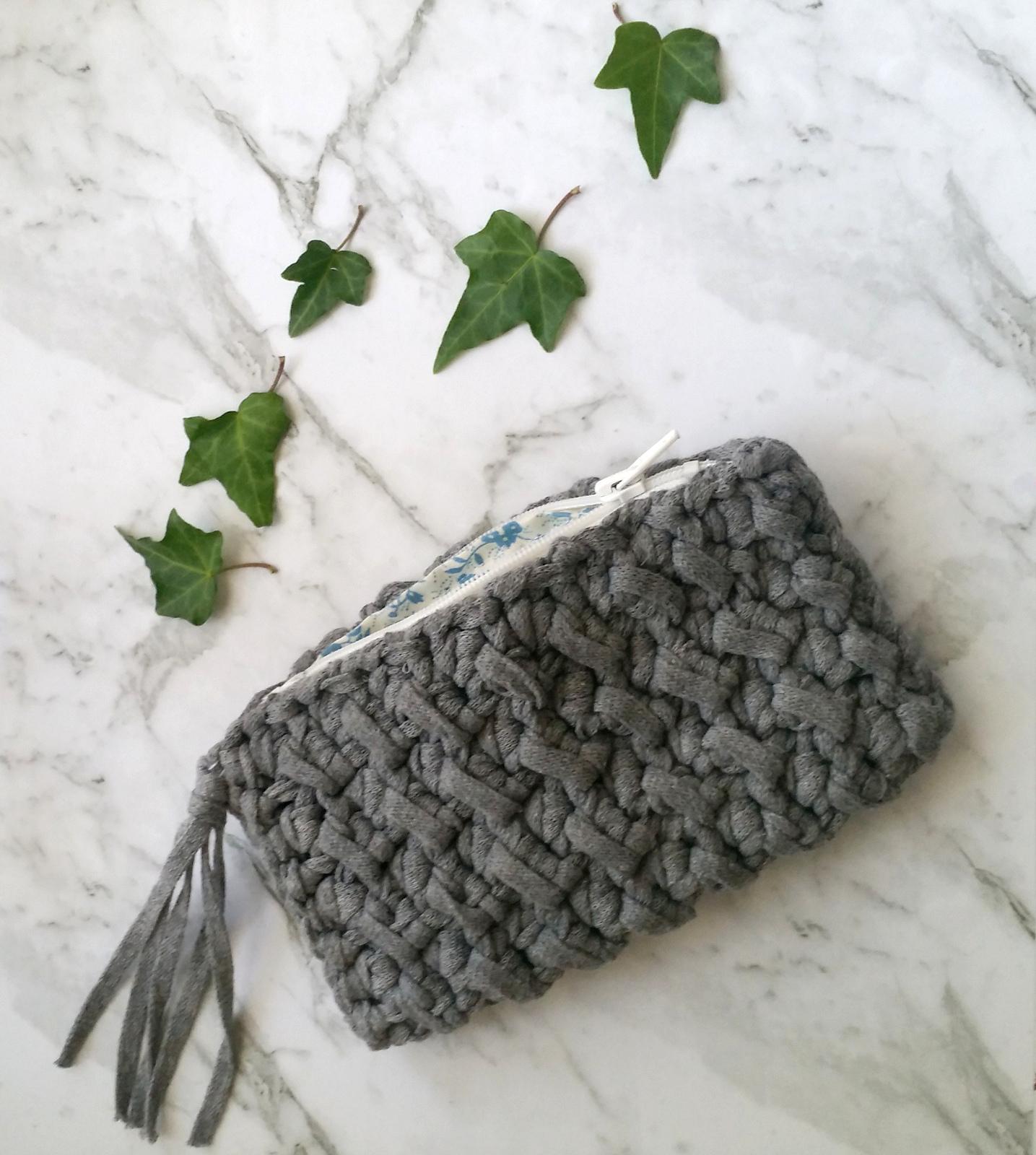 Textured Clutch Pair