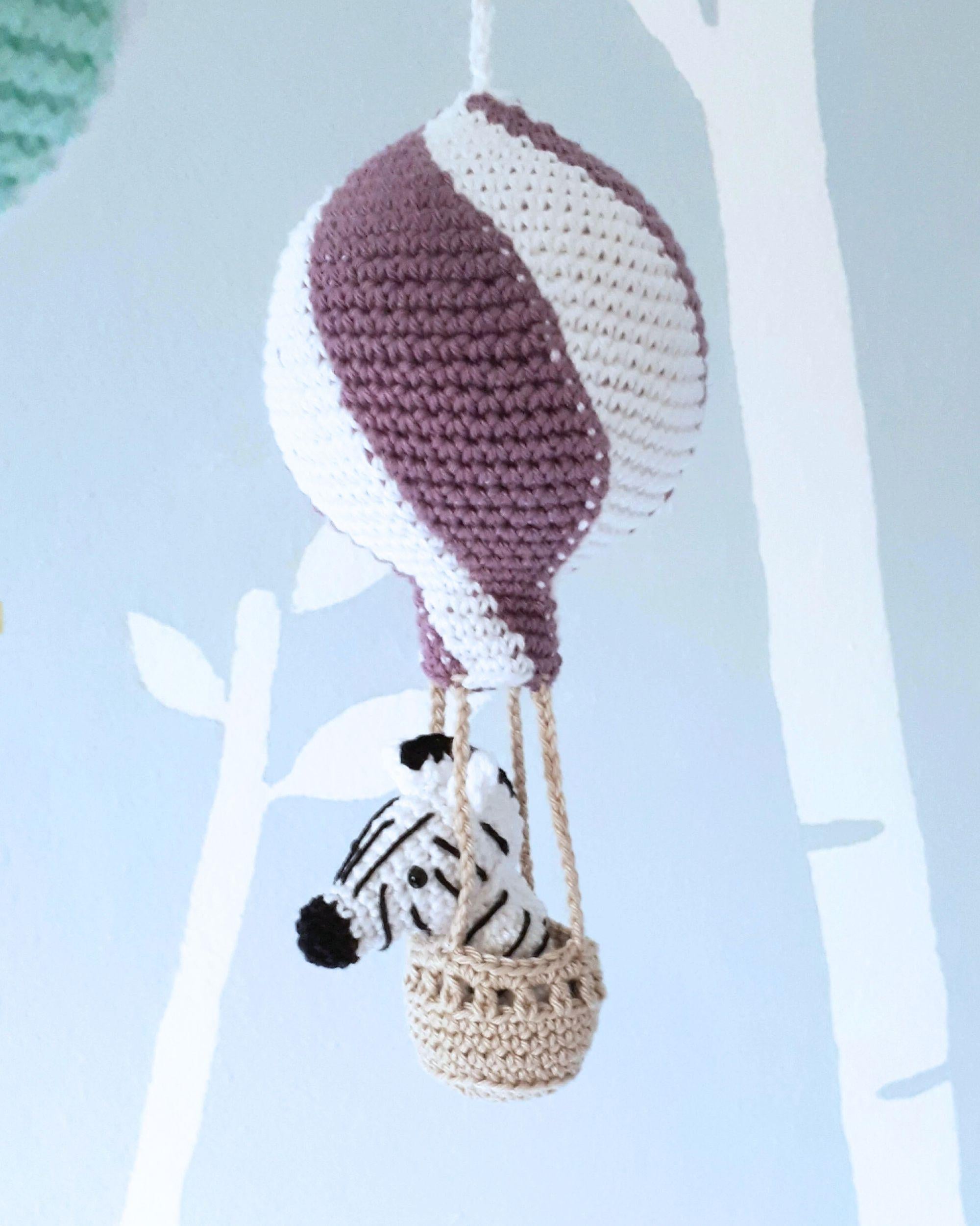 Hot air balloon baby mobile
