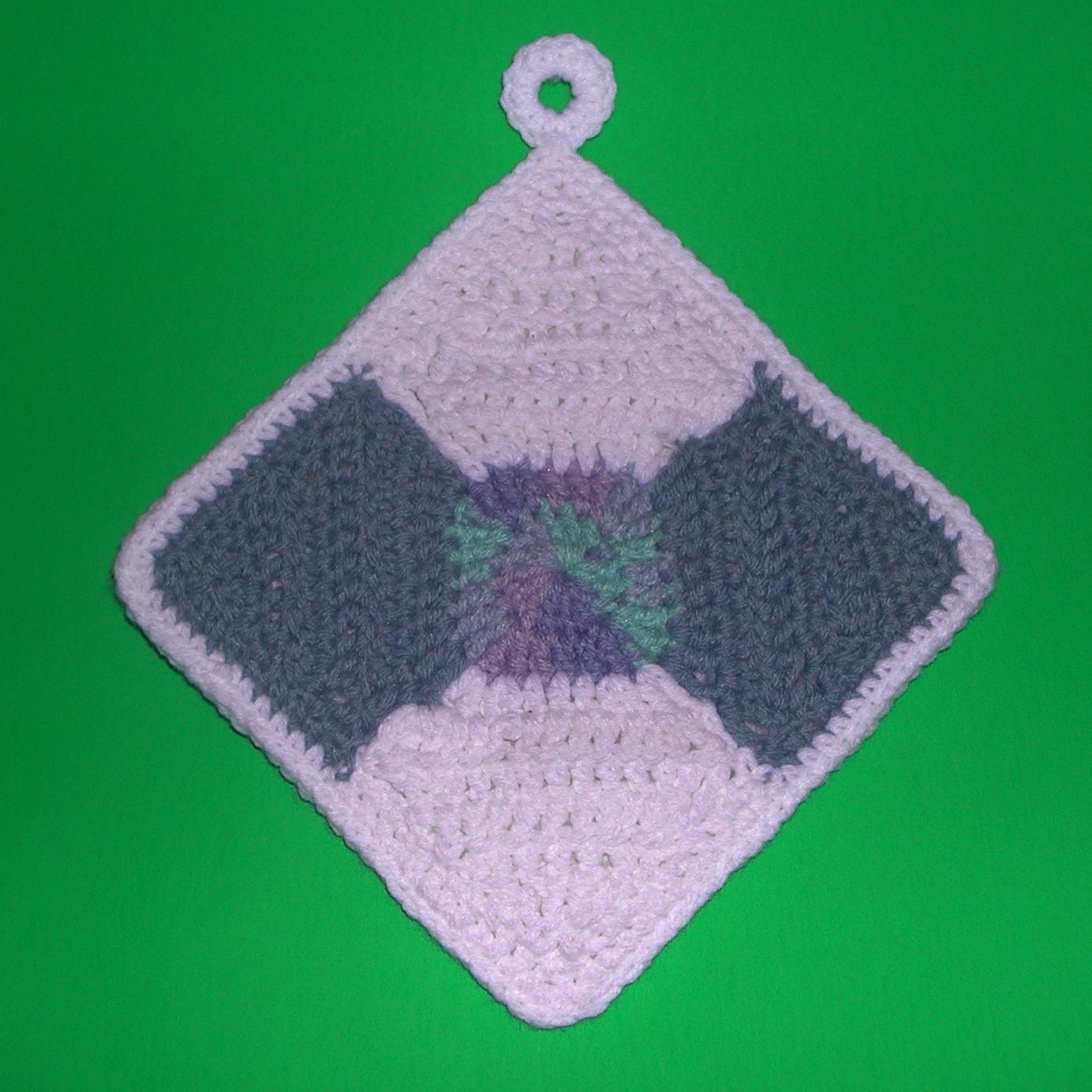Bow Tie Quilt Potholder C-122