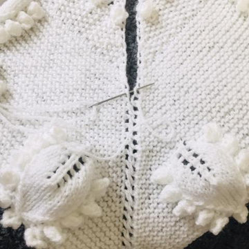 GLORIA baby blanket/shawl