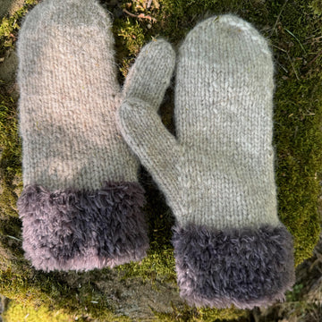 Fluffy Touch Mitts