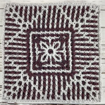 August Interlocking Square