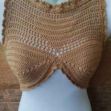 Fillet heart crop top