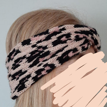 Twisted headband with leopard pattern