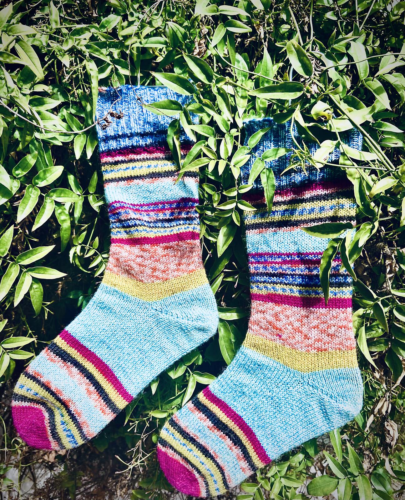 Vanilla Cream Socks Toe Up