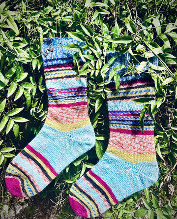 Vanilla Cream Socks Toe Up